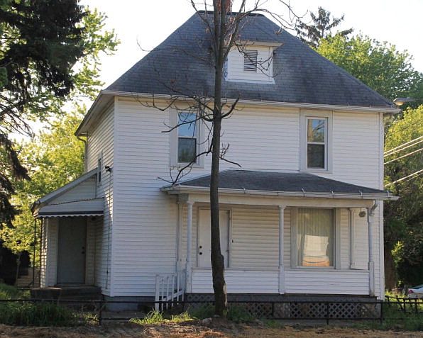 1st image of 223 Marshall Ave