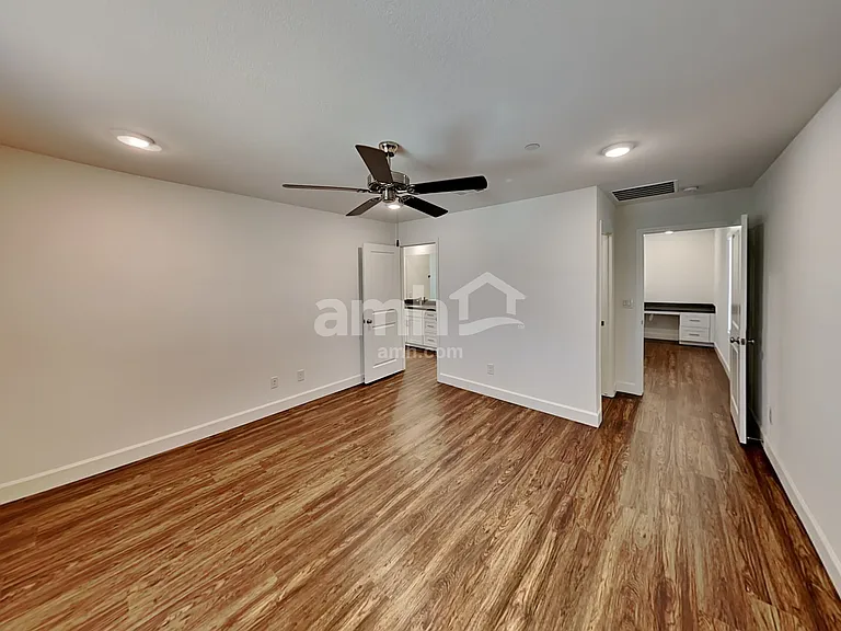 10081 Roseum Ct — Photo 8
