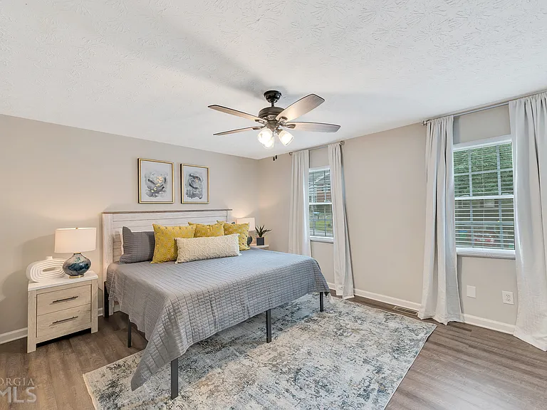 2304 Salt Springs Pl — Photo 17