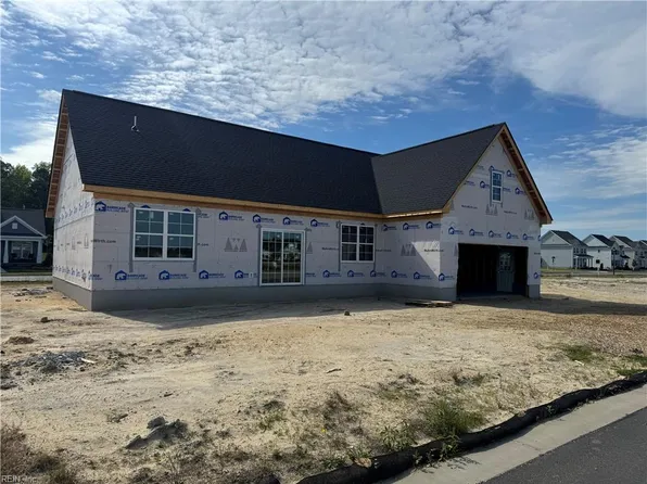 2207 Hampton Roads Pkwy, Chesapeake, VA 23321