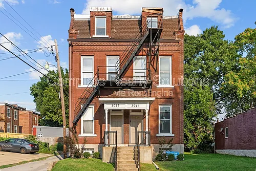3021 Iowa Ave #1F Photo 1