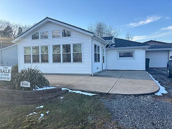 1446 Jersey St — exterior photo