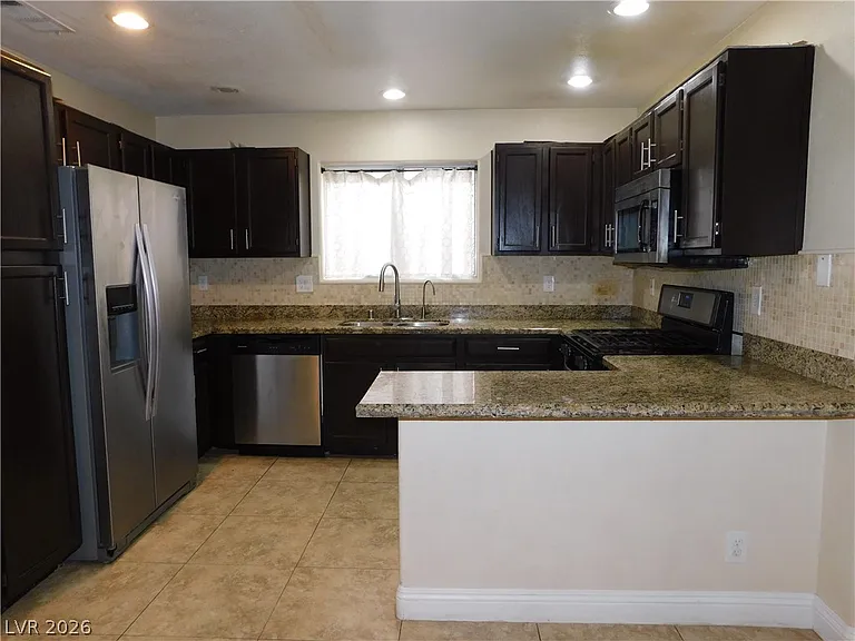 6011 Chisolm Trl — Photo 9