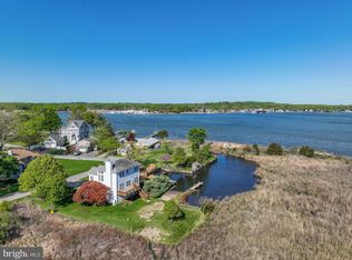 1100 Paca Dr, Edgewater, MD 21037