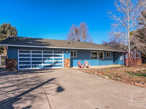 2nd image of 2693 NE Buckboard Ln