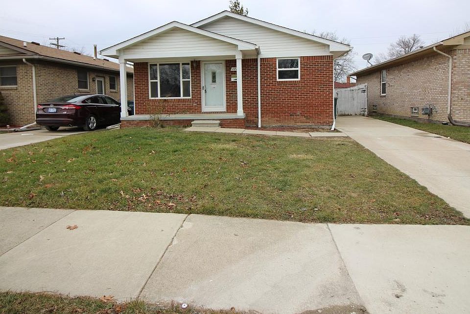 1st image of 1776 McLain Ave