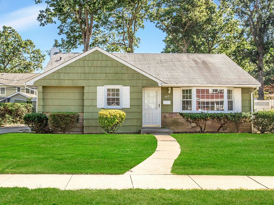 1st image of 3932 Maplewood Dr