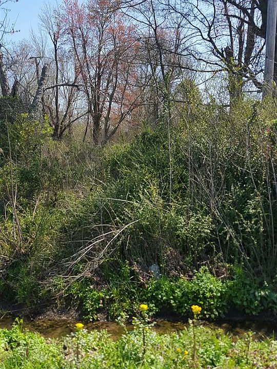 2nd image of 8630 Clinton Rd