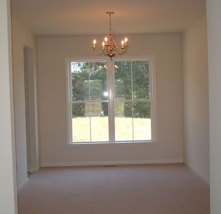 3rd image of 230 Bishops Grant Dr