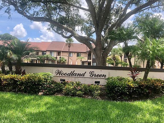 Woodland Green, Palm Aire CC