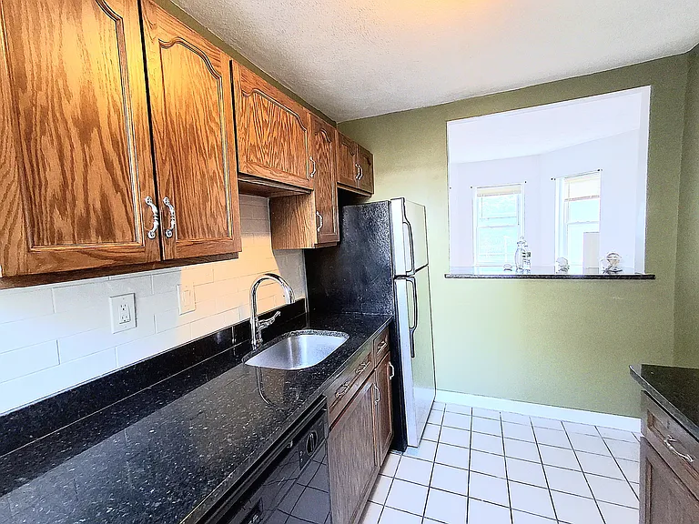 1427 Commonwealth Ave #405 — Photo 10