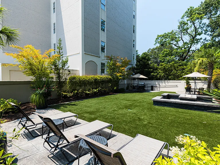 700 Woodrow — Photo 11