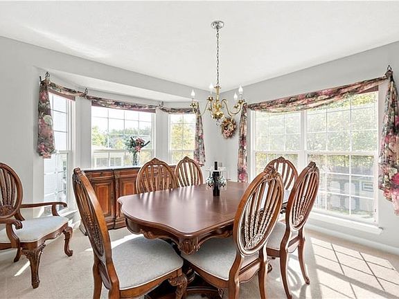 4th image of 8006 Saddlewood Dr