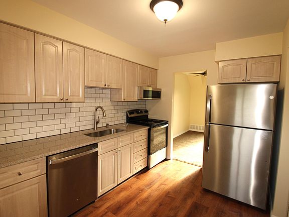 4th image of 33591 Pondview Cir #117