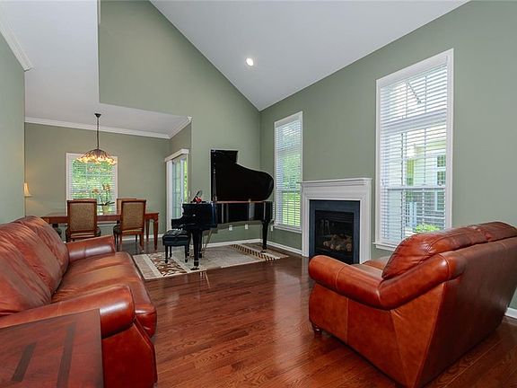 5th image of 3601 Schindler Dr N #36