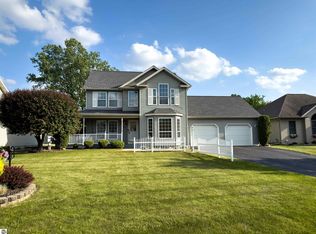 318 Red Maple Ln, Shepherd, MI 48883