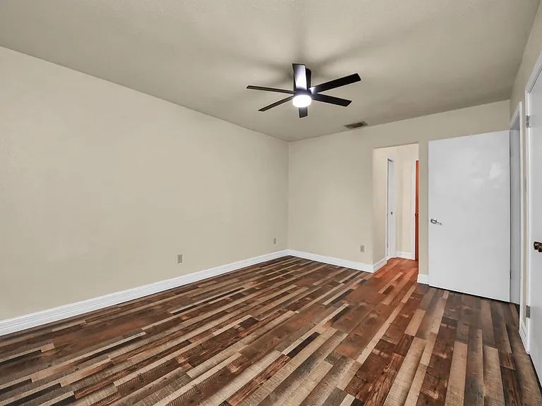 8407 Kirchner Rd — Photo 22