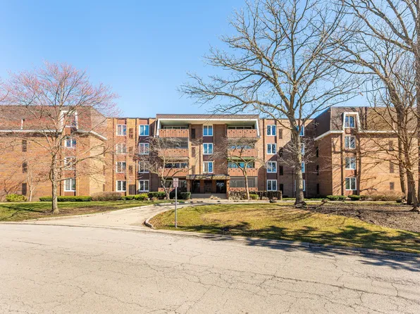 129 S Spruce Ave APT 403, Wood Dale, IL 60191
