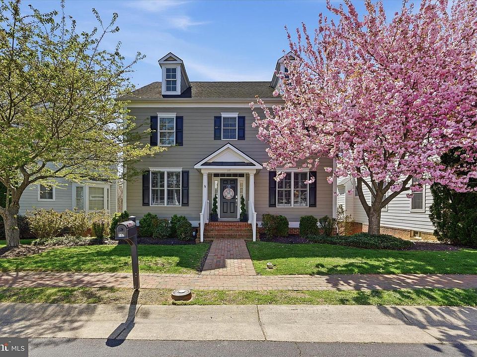1st image of 117 Desales Dr