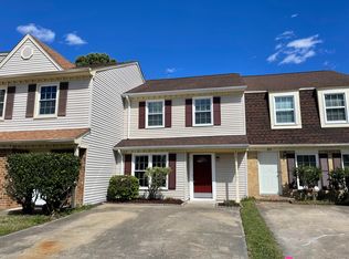 806 Liberal Arts Ct, Virginia Beach, VA 23462