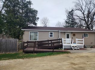 713 Home St, Kenyon, MN 55946