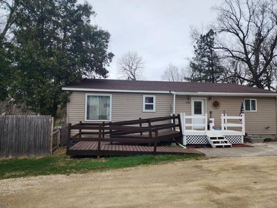 713 Home St, Kenyon, MN, 55946
