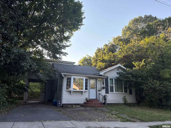 400 S Forest Ave, Carbondale, IL 62901