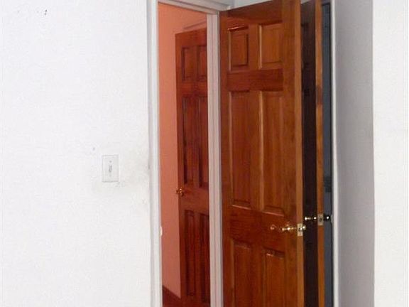 5th image of 31 W 75th St APT 3B