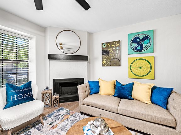 4th image of 921 W UNIVERSITY Drive #1243