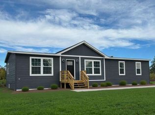 72 Anderson Dr, Leeds, ME 04263