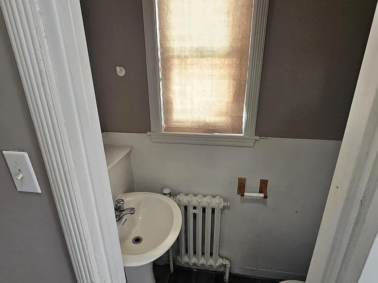 222 Moneta Ave — Photo 6