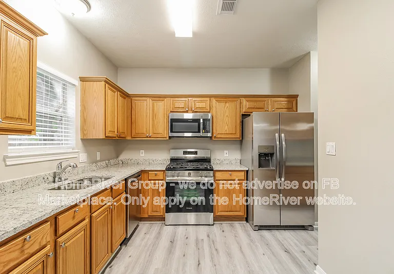 11906 Cottonwood Ln — Photo 7