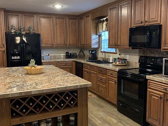 2nd image of 24798 Heritage Dr