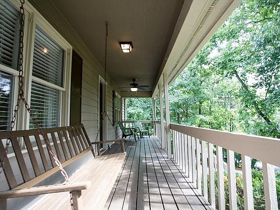 2nd image of 503 Karen Ln