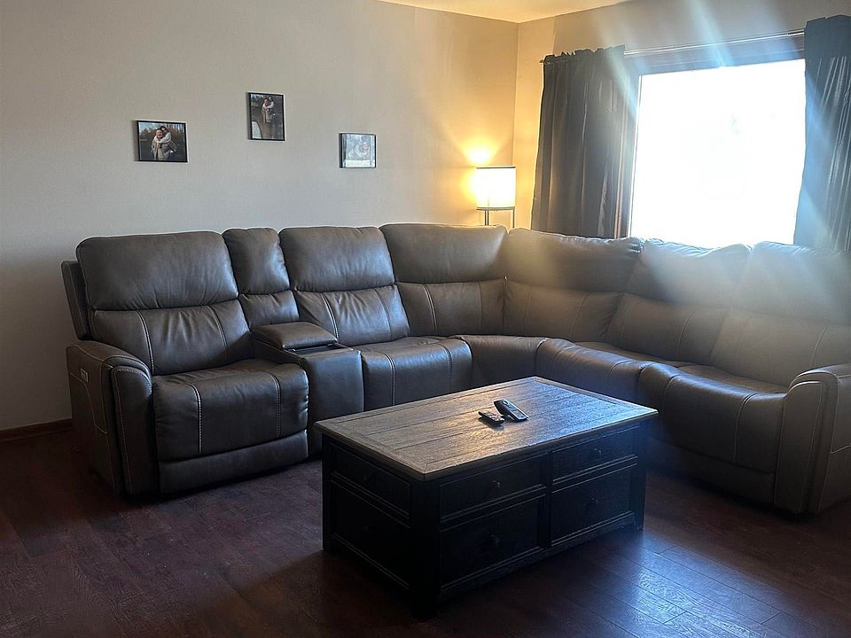 2nd image of 1524 38th St