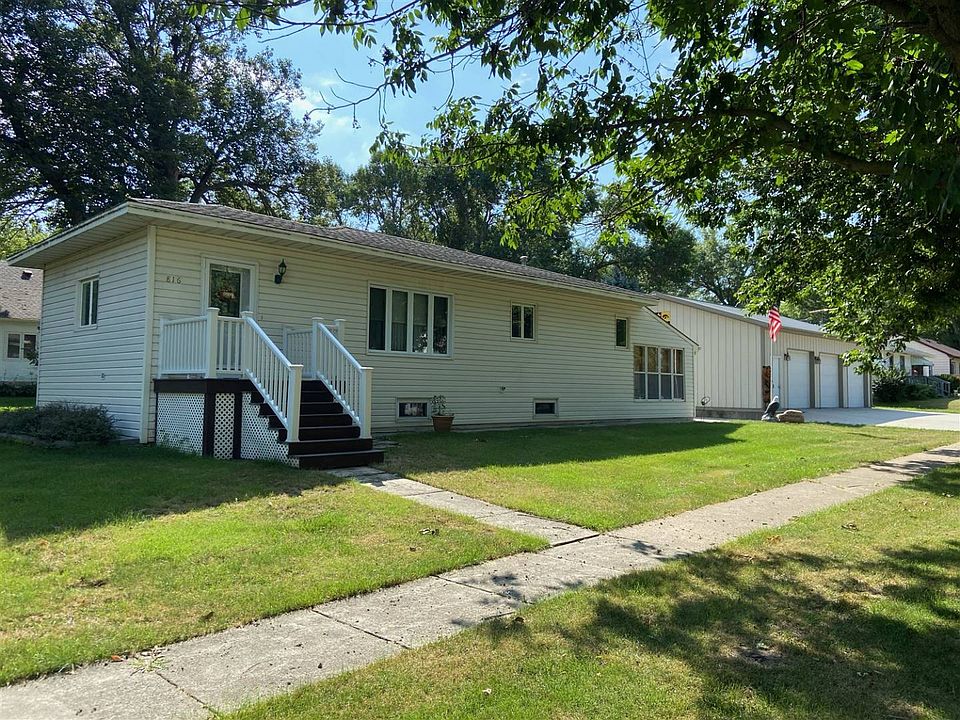 2nd image of 816 Ring St