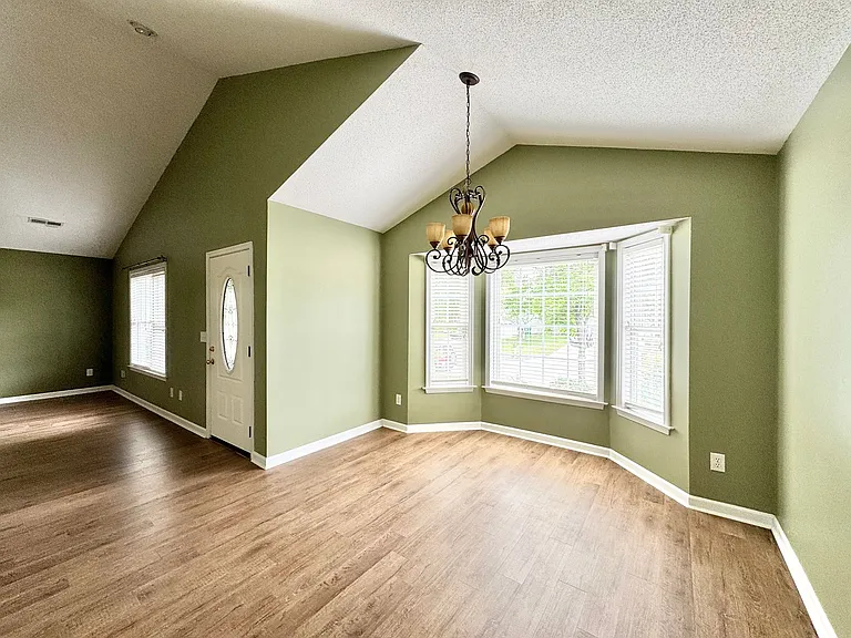 3529 Bent Trace Dr — Photo 6