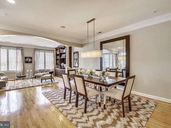 5th image of 304 Lisa Oaks Way