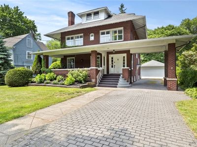 552 Locust St, Lockport, NY, 14094