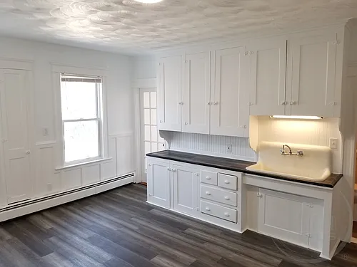  59 Sweet Ave 2ndFlr 2B/1B Spacious Hardwoods FreshPaint PetOK Laundry Photo 1