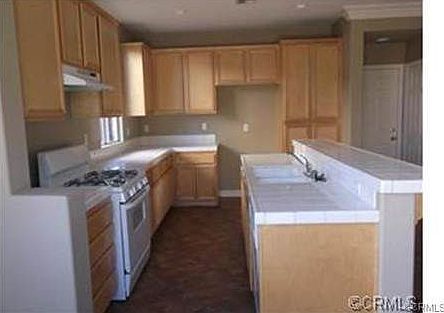 4th image of 15339 Calle Camelia