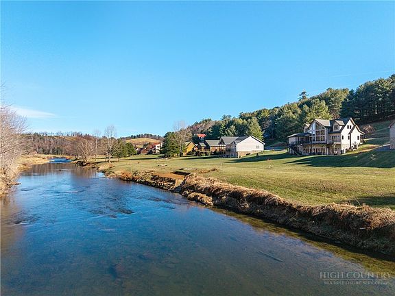 3rd image of 446 Green Meadows Drive