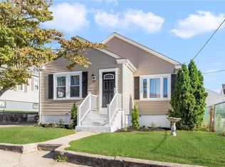 17 Benedict St, North Providence, RI 02904
