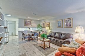 2nd image of 510 Magnolia Ave #A