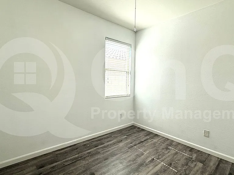 3756 N 298th Ave — Photo 23