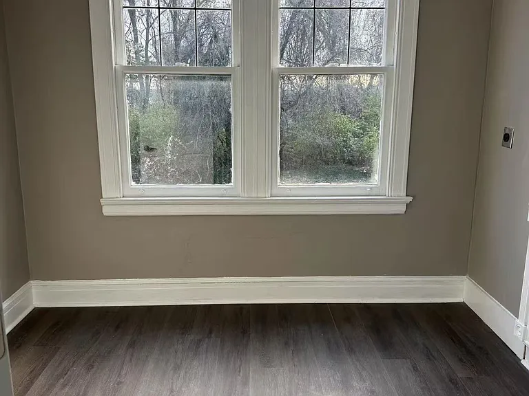 747 Clinton Springs Ave — Photo 17