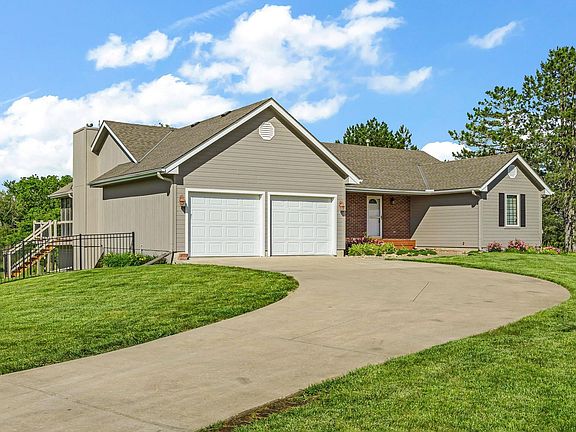 3rd image of 9015 SW 53rd St