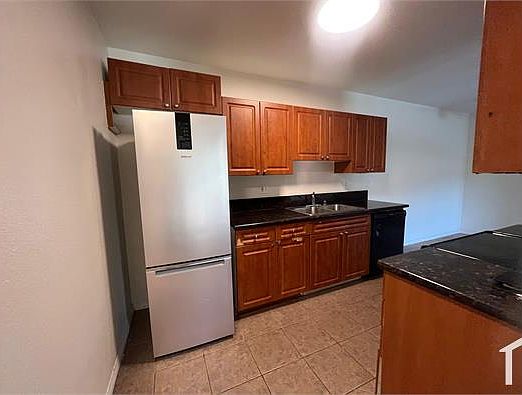 3rd image of 3030 Alta View Dr Unit C207
