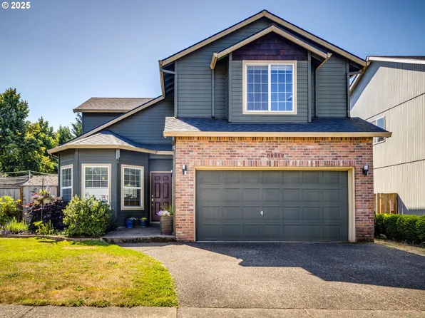 19122 Little Plains Pkwy, Oregon City, OR 97045