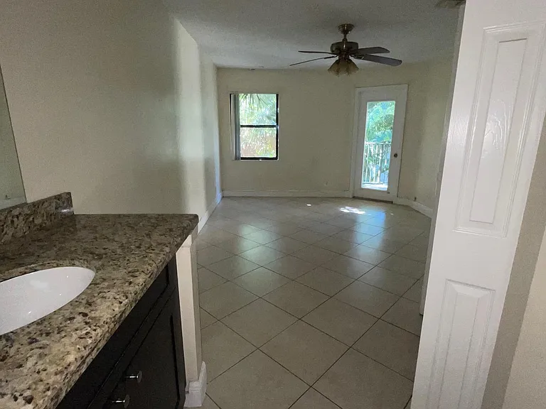 9999 Summerbreeze Dr #915 — Photo 36
